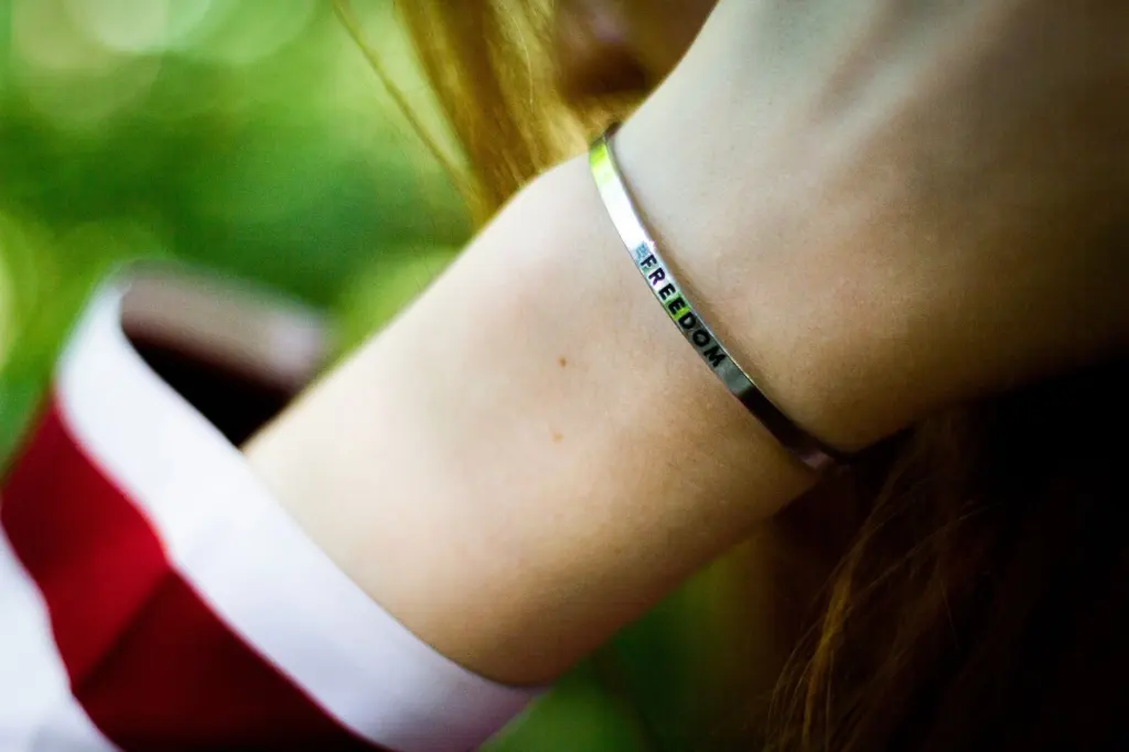 Memorial and Support Bracelets for Troops